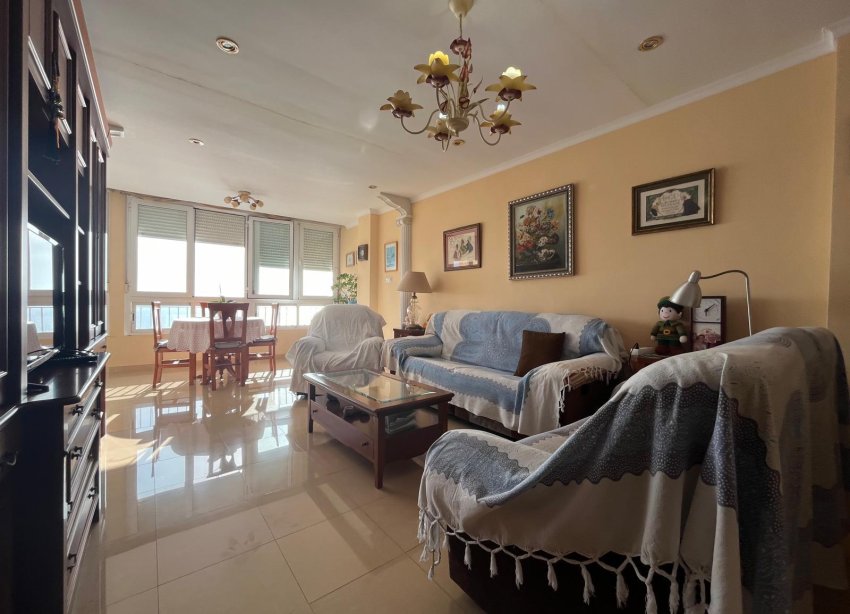 Resale - Apartment - Torrevieja - Playa del cura