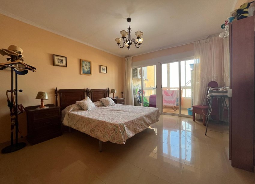 Resale - Apartment - Torrevieja - Playa del cura