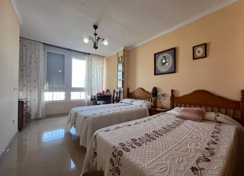 Resale - Apartment - Torrevieja - Playa del cura