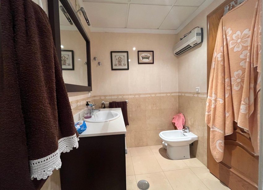 Resale - Apartment - Torrevieja - Playa del cura