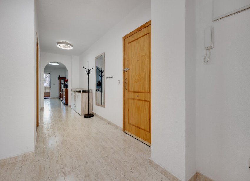 Resale - Apartment - Torrevieja - Playa del Cura