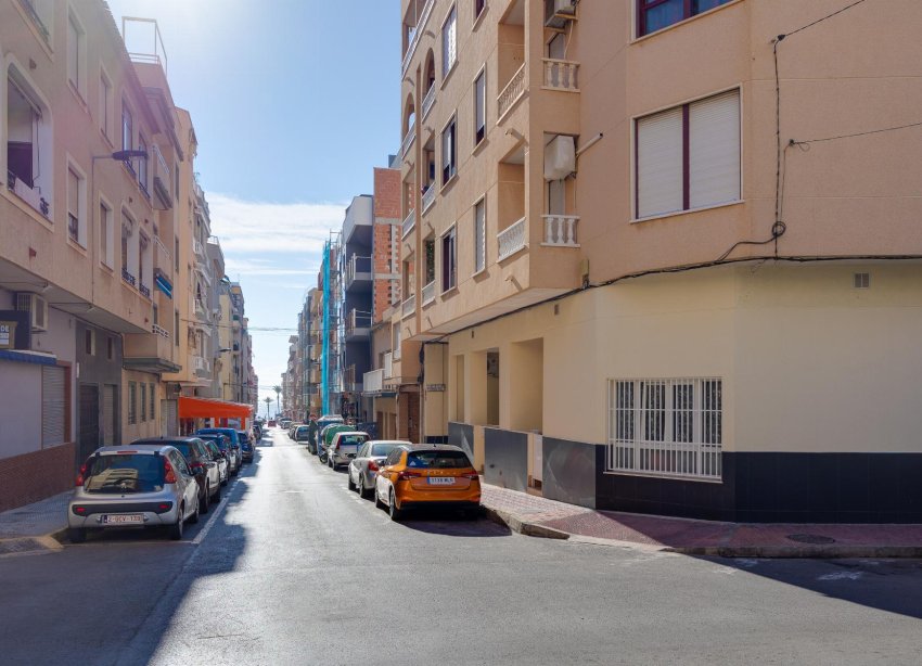 Resale - Apartment - Torrevieja - Playa del Cura