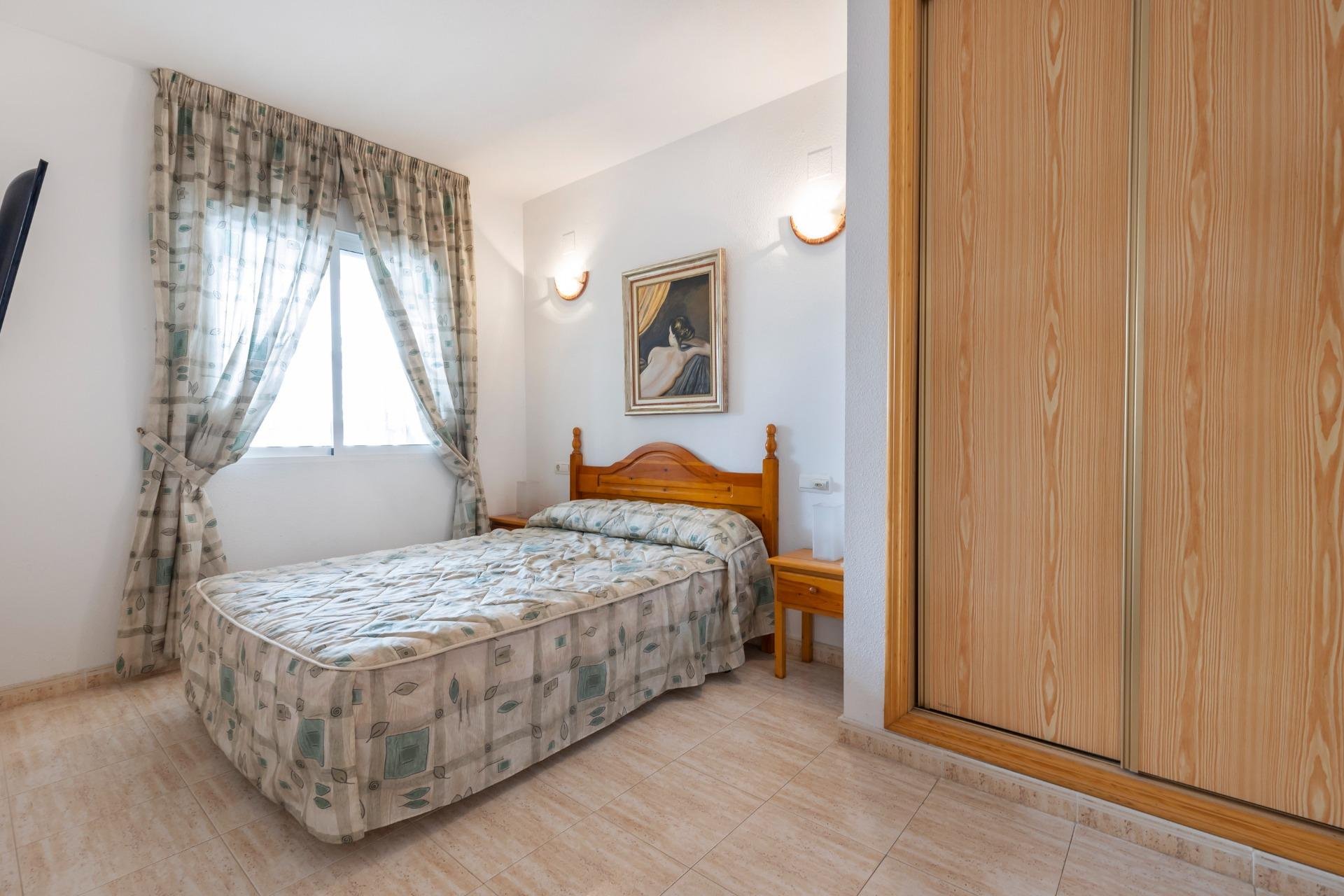 Resale - Apartment - Torrevieja - Playa del cura