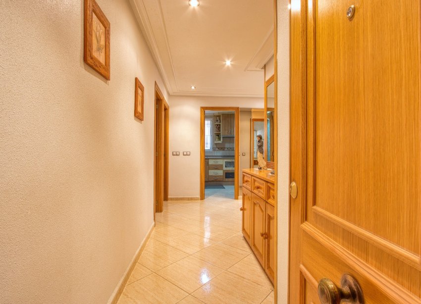 Resale - Apartment - Torrevieja - Playa del Cura