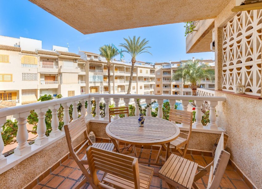 Resale - Apartment - Torrevieja - Playa del cura