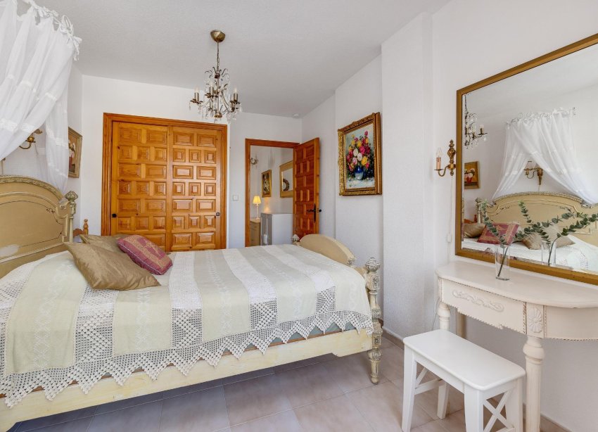 Resale - Apartment - Torrevieja - Playa del cura