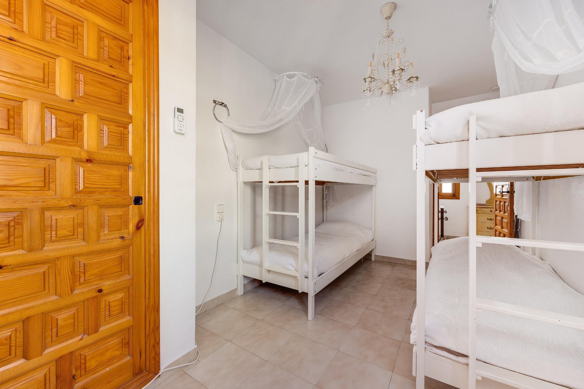 Resale - Apartment - Torrevieja - Playa del cura