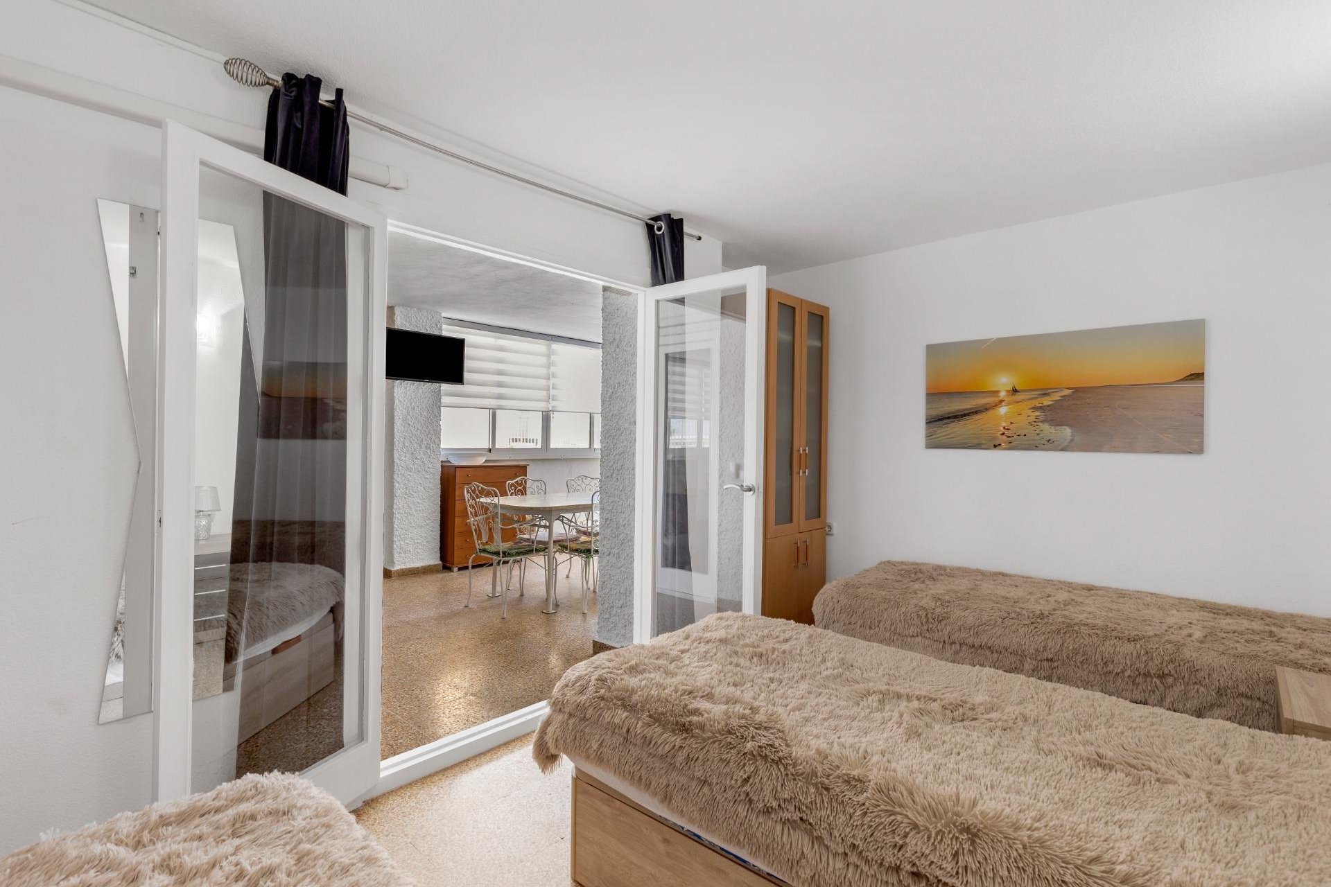 Resale - Apartment - Torrevieja - Playa del cura