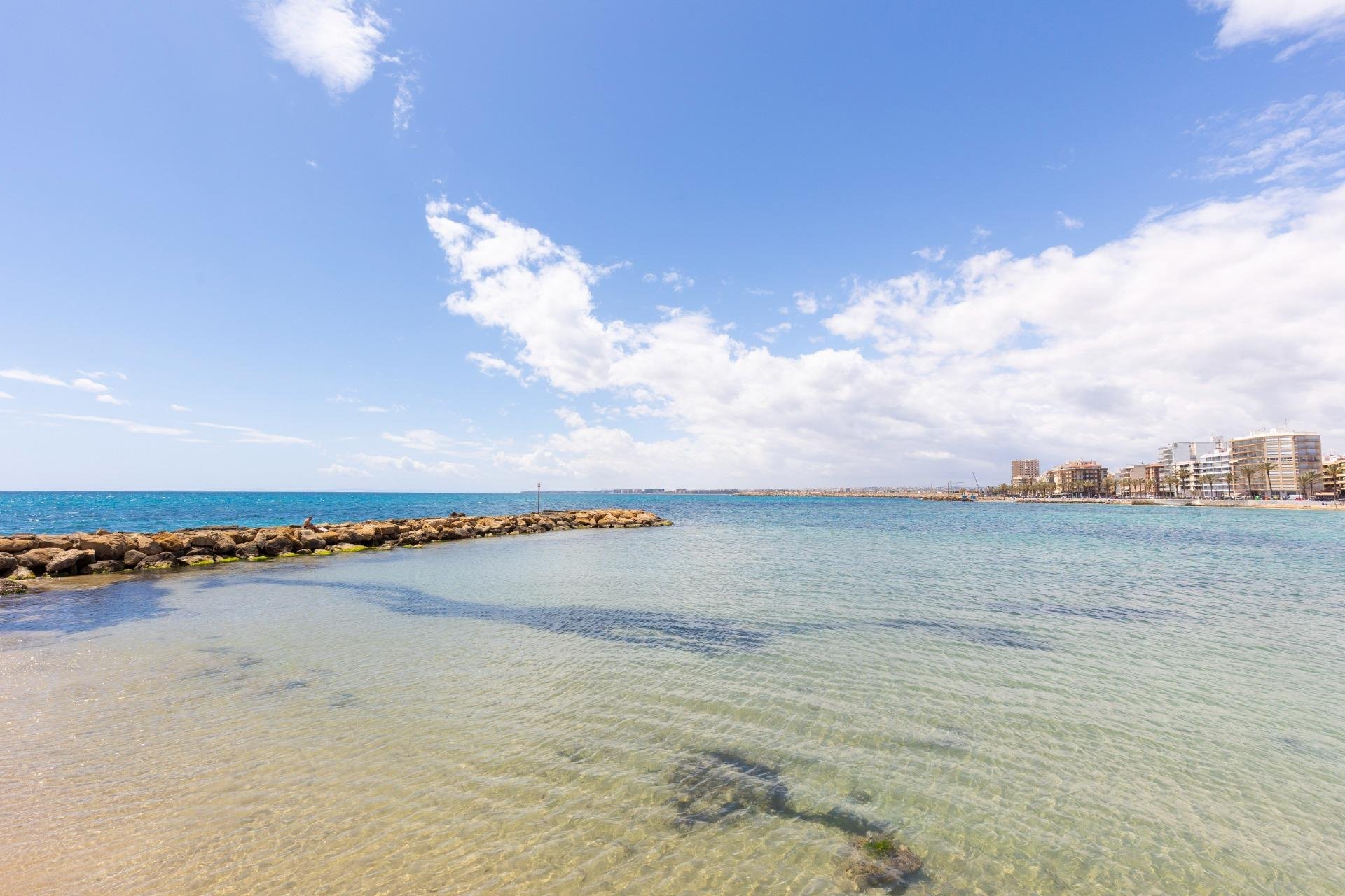 Resale - Apartment - Torrevieja - Playa del cura