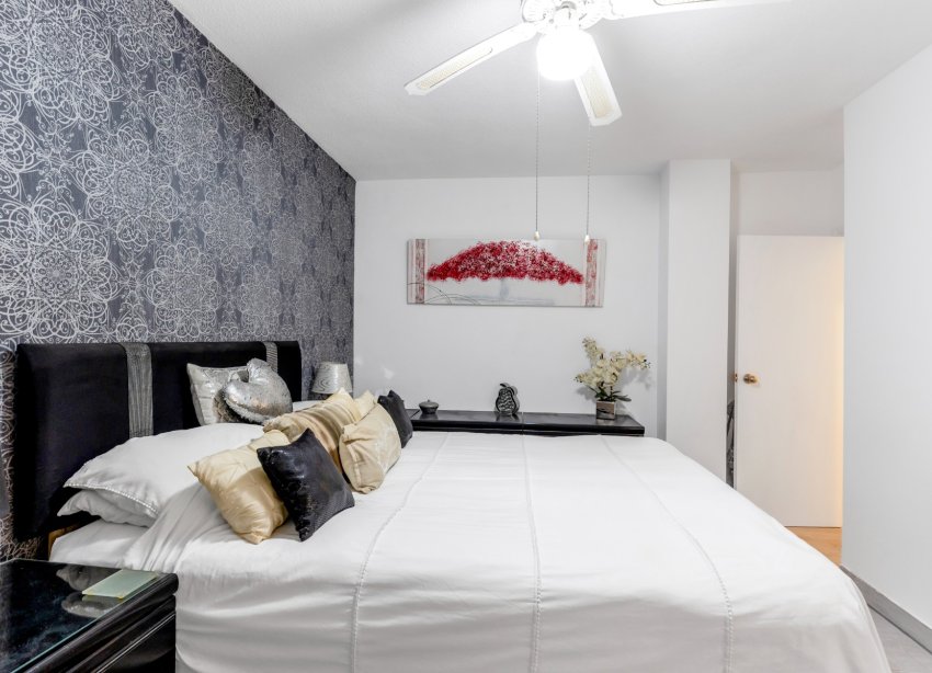 Resale - Apartment - Torrevieja - Playa del Cura