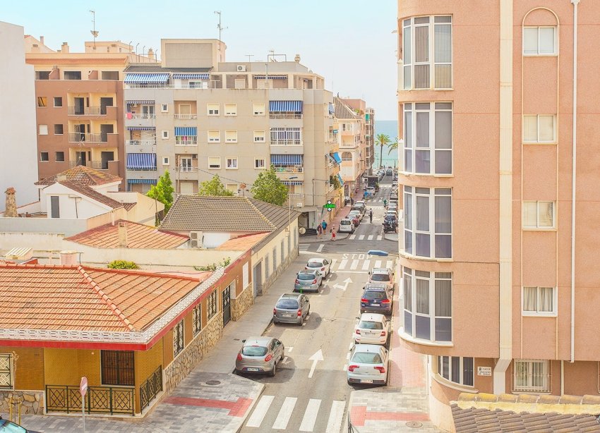Resale - Apartment - Torrevieja - Playa del cura