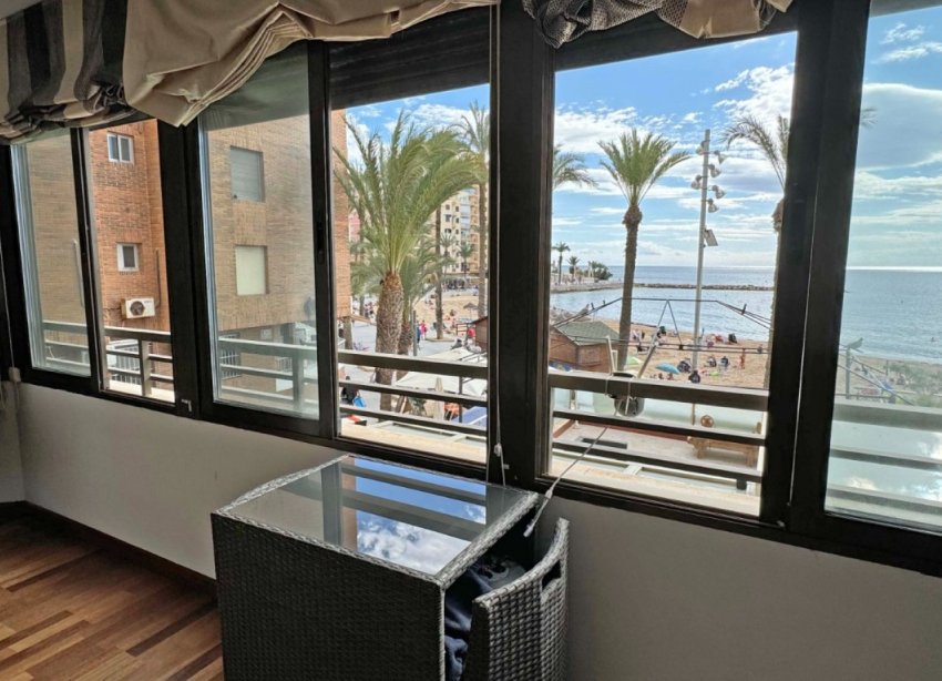 Resale - Apartment - Torrevieja - Playa del Cura
