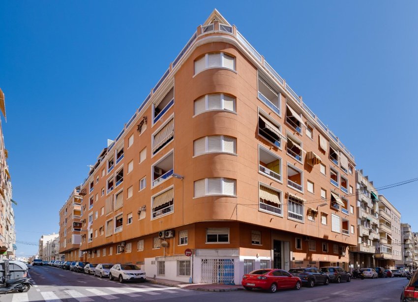Resale - Apartment - Torrevieja - Playa del cura