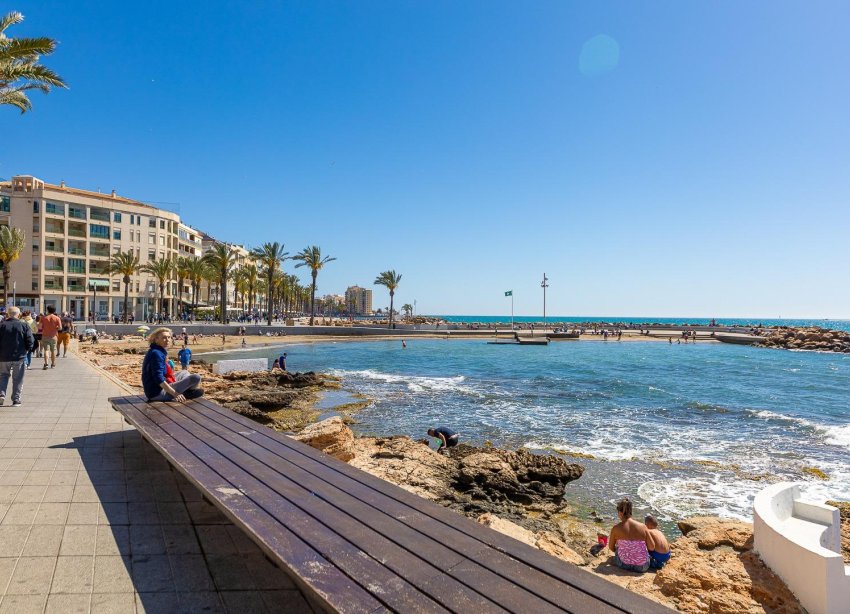 Resale - Apartment - Torrevieja - Playa del cura