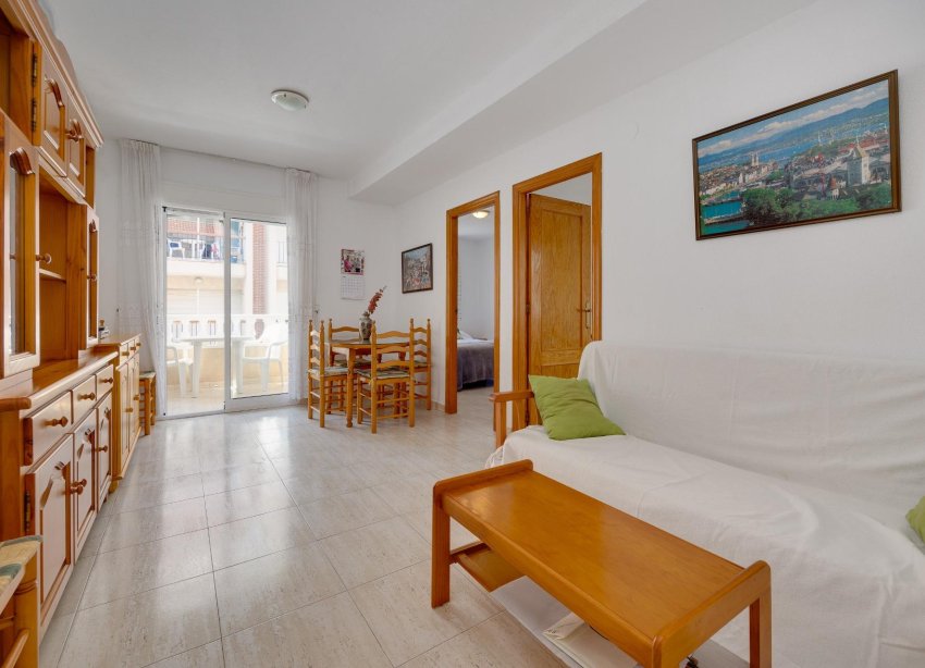 Resale - Apartment - Torrevieja - Playa del cura