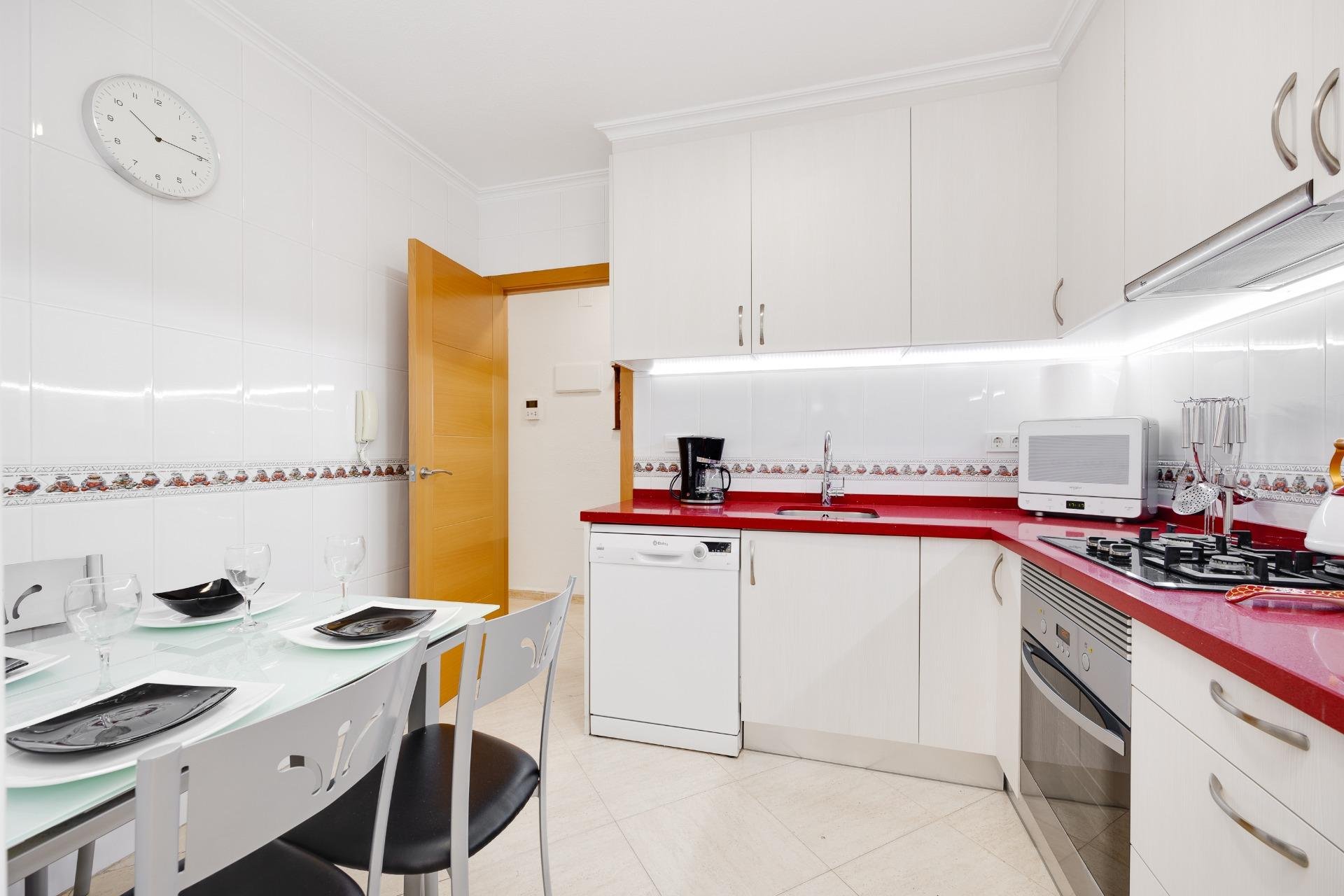 Resale - Apartment - Torrevieja - Playa del cura