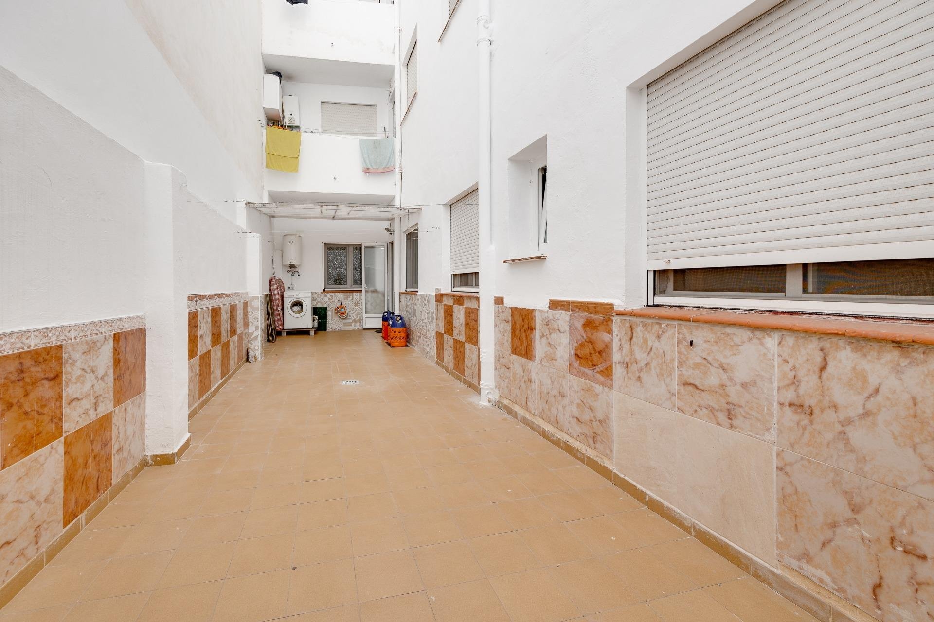 Resale - Apartment - Torrevieja - Playa del cura