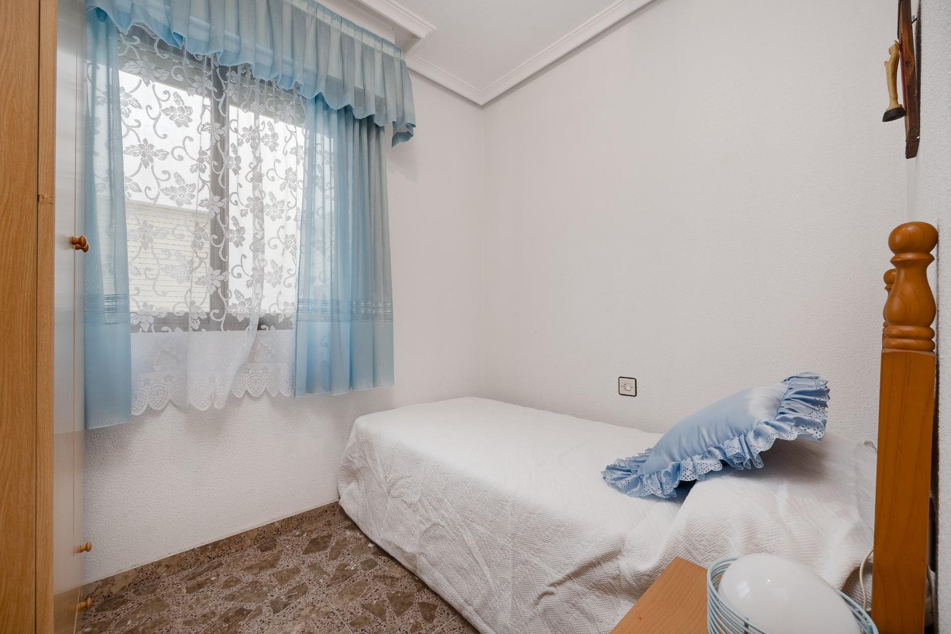 Resale - Apartment - Torrevieja - Playa del cura