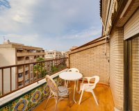 Resale - Apartment - Torrevieja - Playa del cura