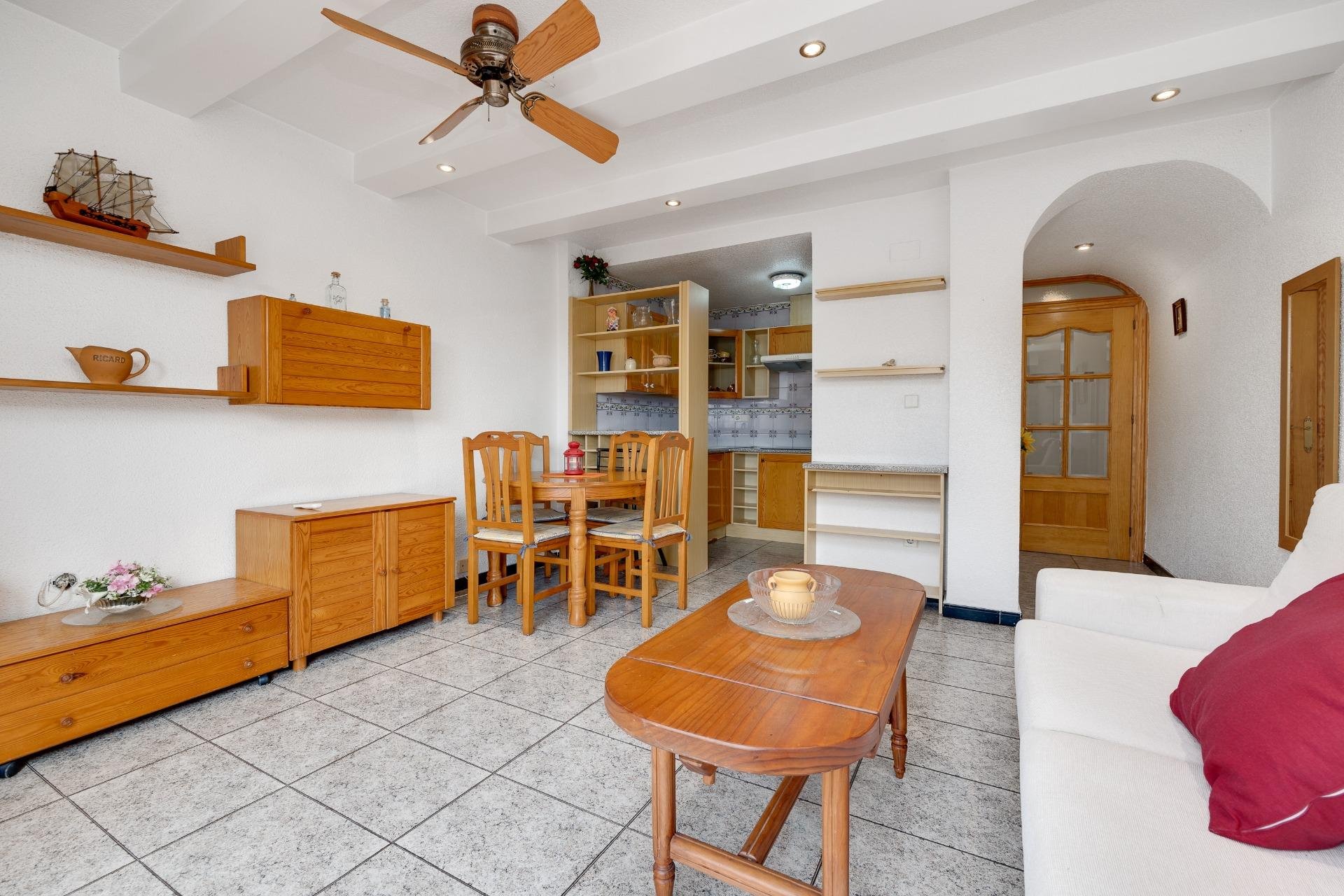 Resale - Apartment - Torrevieja - Playa del cura