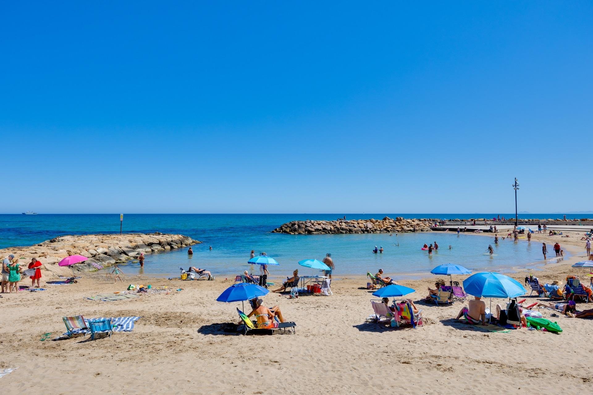 Resale - Apartment - Torrevieja - Playa del cura