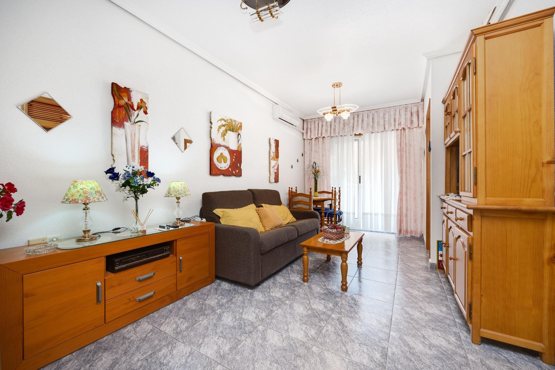 Resale - Apartment - Torrevieja - Playa del cura