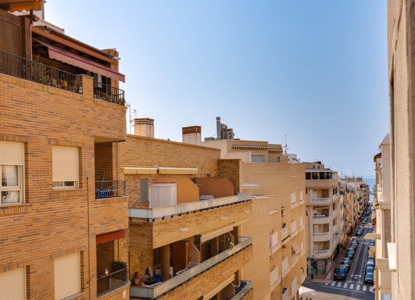 Resale - Apartment - Torrevieja - Playa del cura
