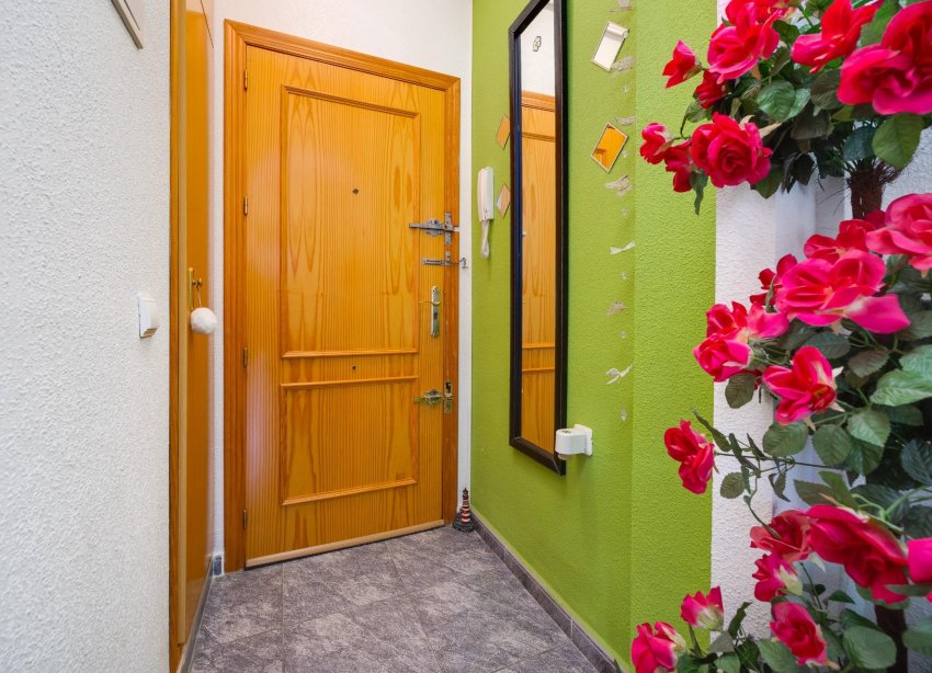 Resale - Apartment - Torrevieja - Playa del cura