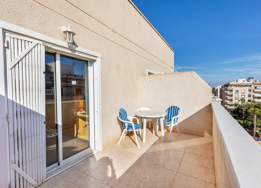 Resale - Apartment - Torrevieja - Playa del cura