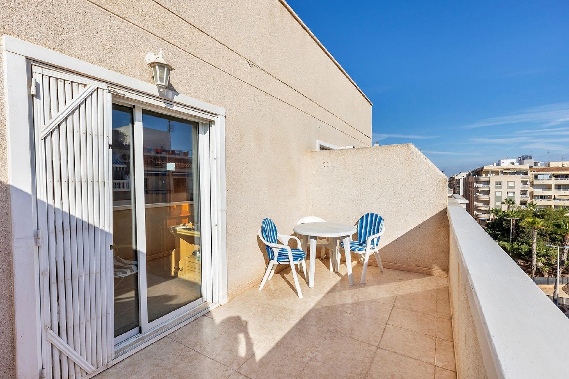 Resale - Apartment - Torrevieja - Playa del cura