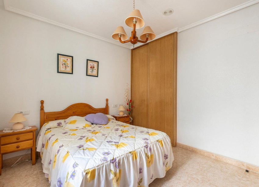 Resale - Apartment - Torrevieja - Playa del cura