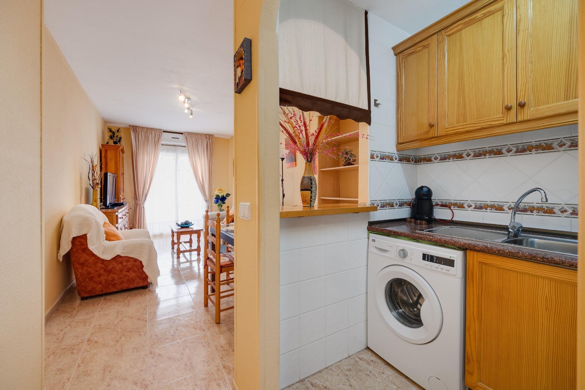 Resale - Apartment - Torrevieja - Playa del cura