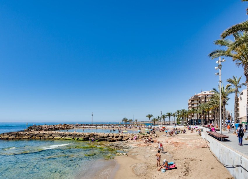 Resale - Apartment - Torrevieja - Playa del cura
