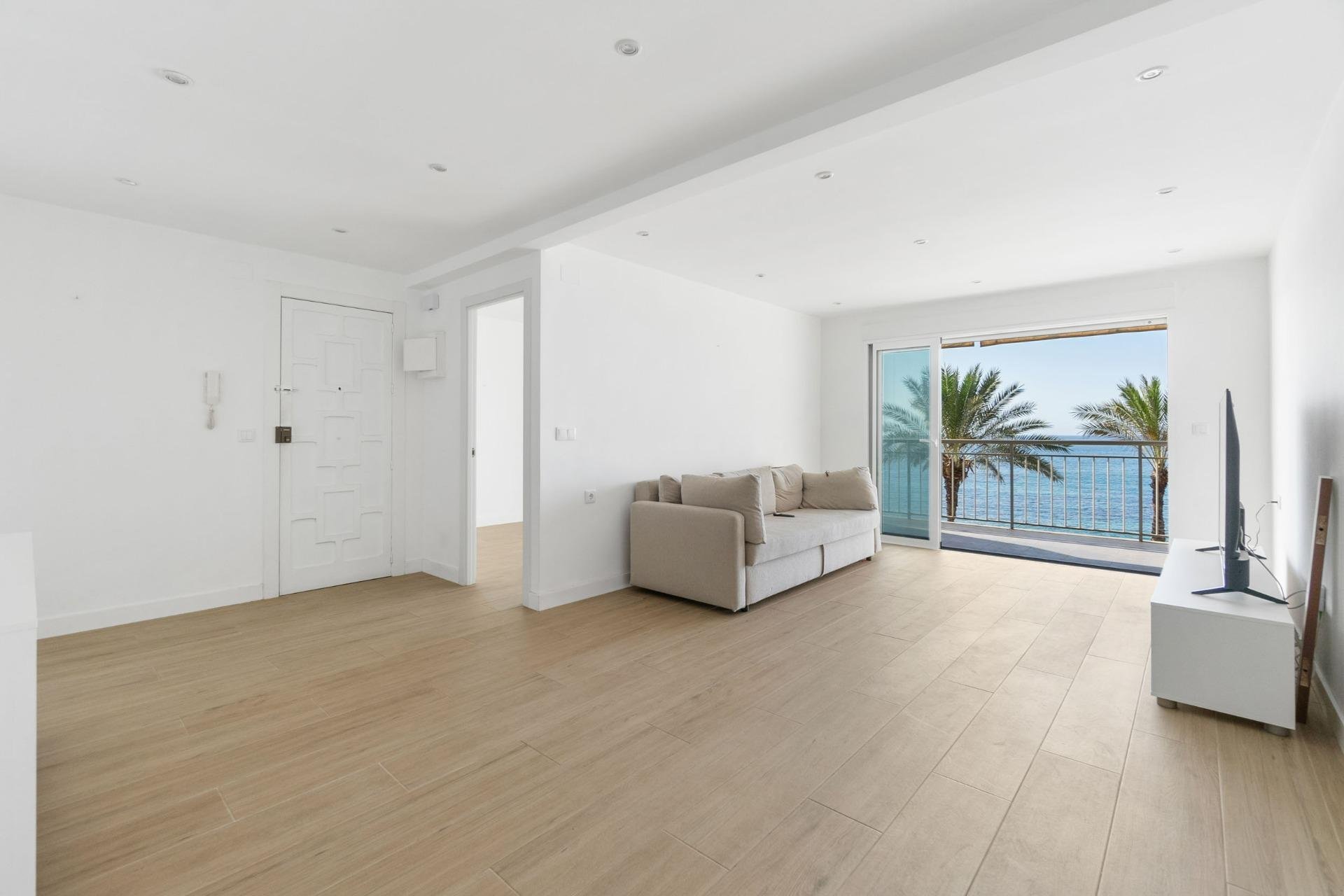 Resale - Apartment - Torrevieja - Playa del cura