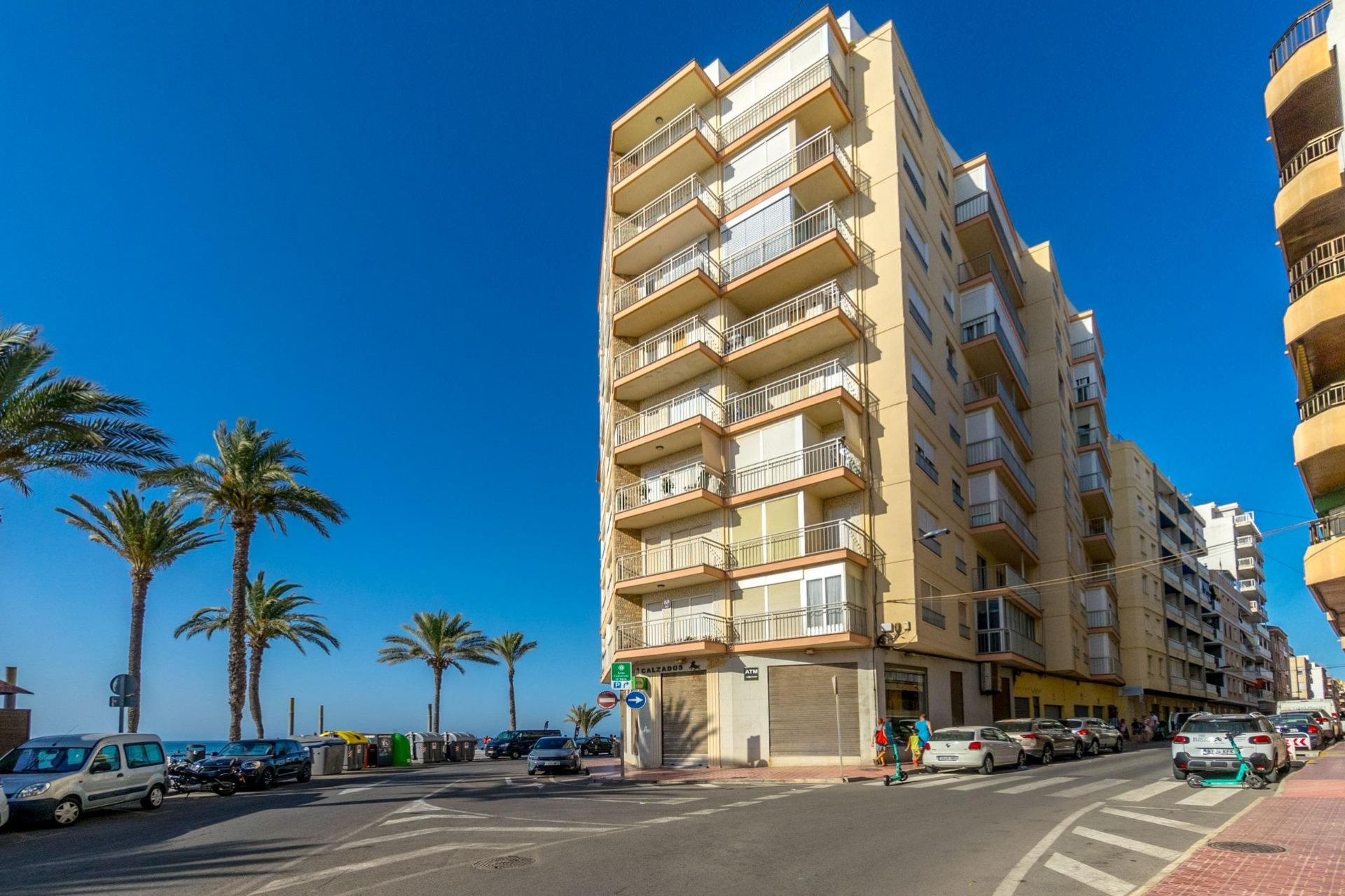 Resale - Apartment - Torrevieja - Playa del cura