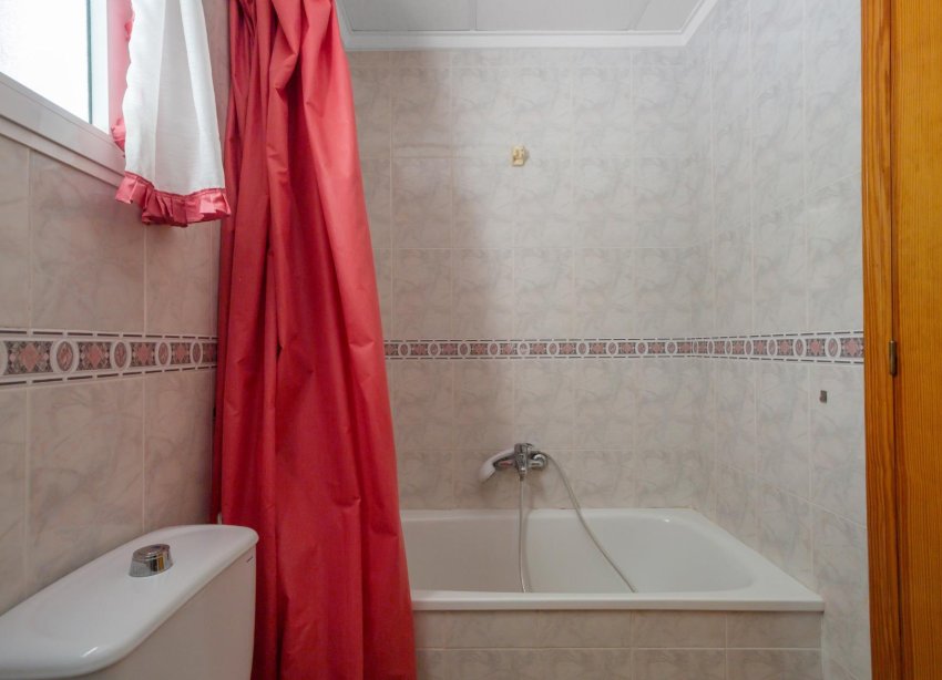 Resale - Apartment - Torrevieja - Playa del cura