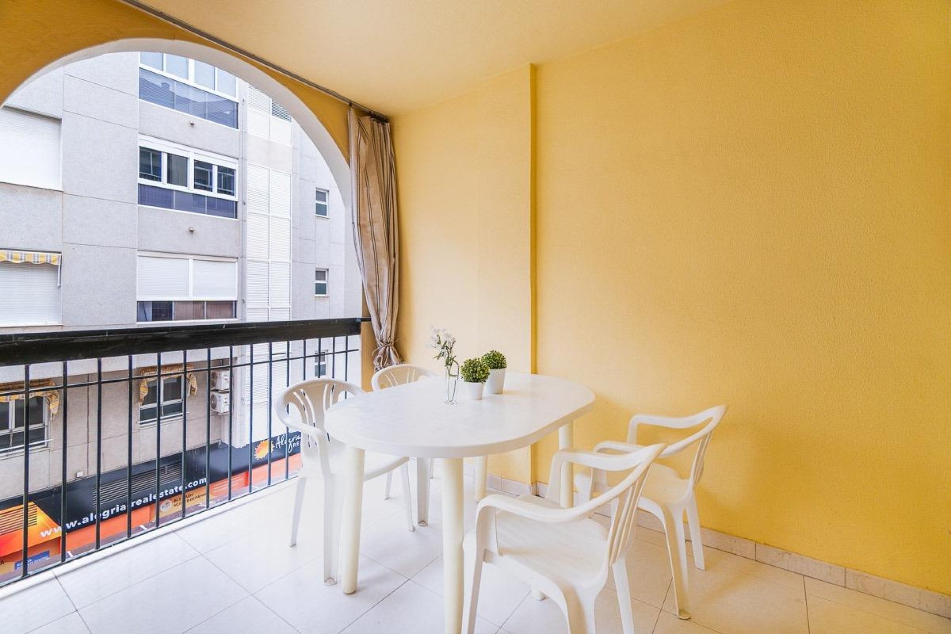 Resale - Apartment - Torrevieja - Playa del cura