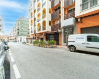 Resale - Apartment - Torrevieja - Playa del cura