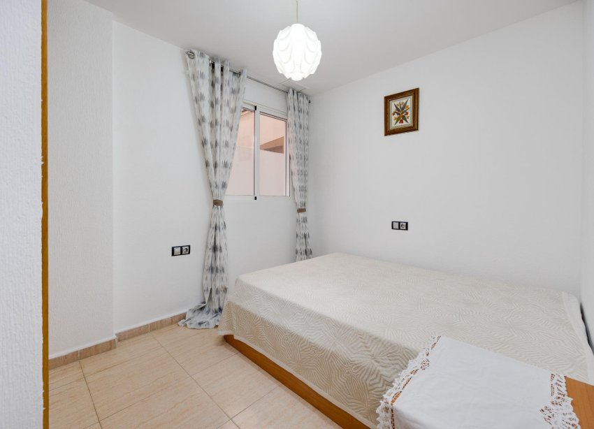 Resale - Apartment - Torrevieja - Playa del cura