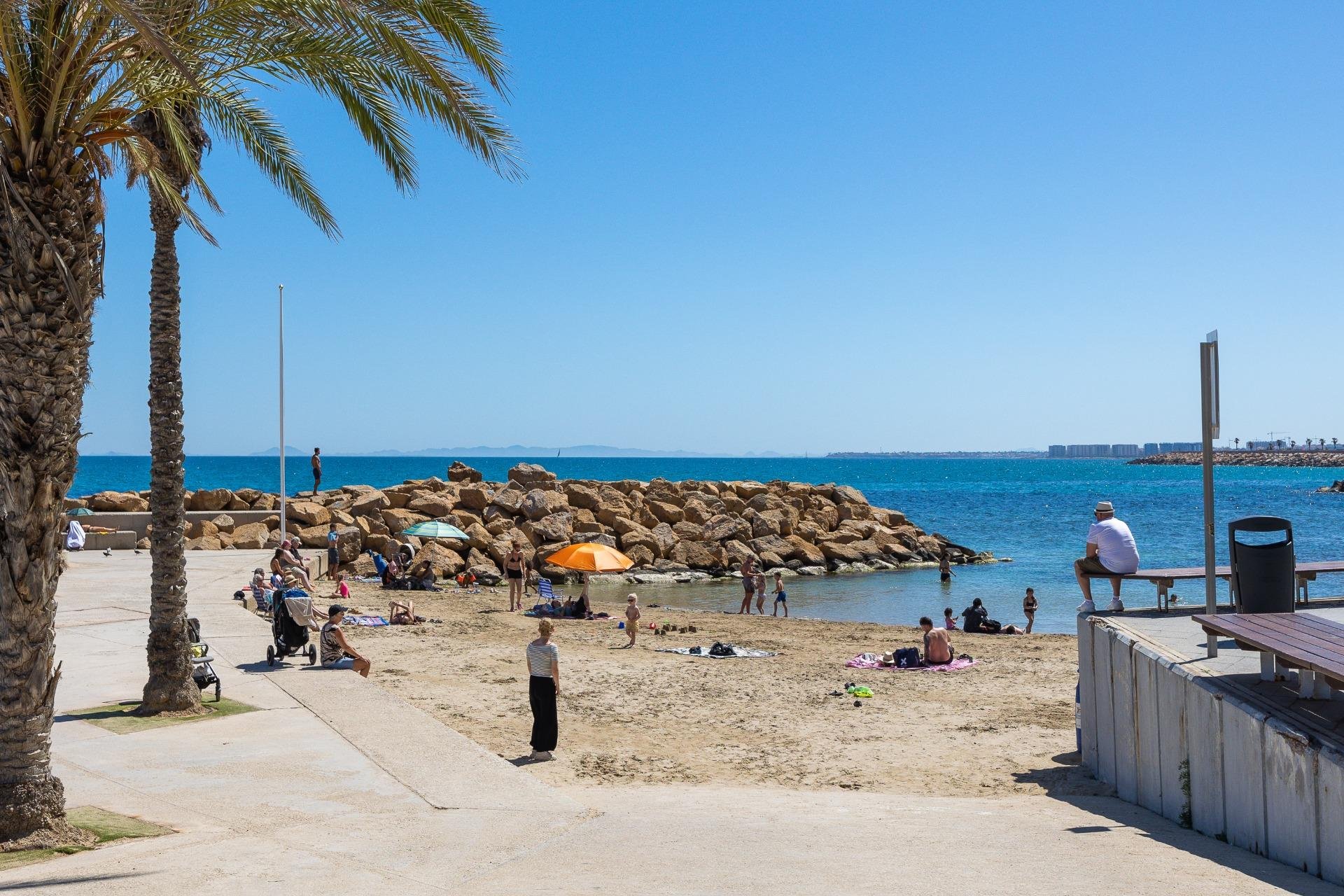 Resale - Apartment - Torrevieja - Playa del cura