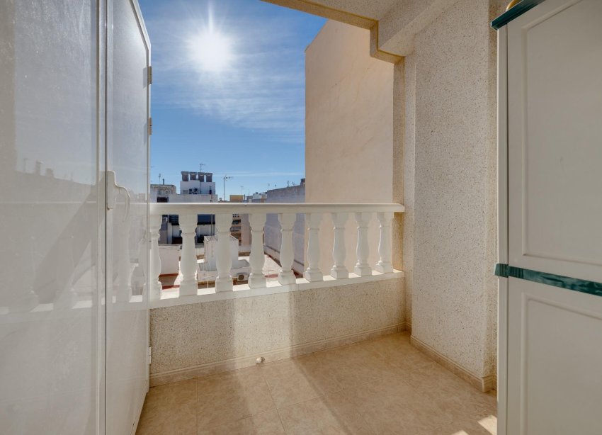 Resale - Apartment - Torrevieja - Playa del cura
