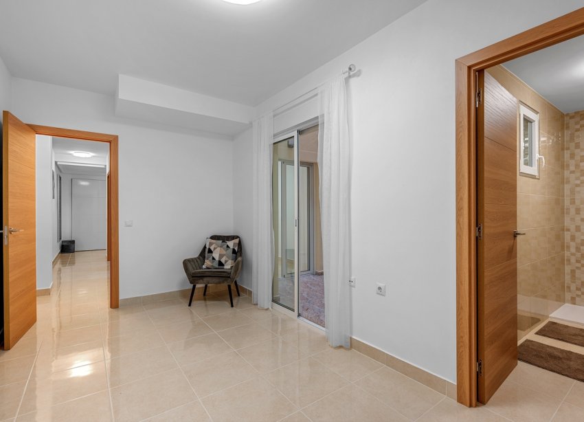 Resale - Apartment - Torrevieja - Playa del Cura