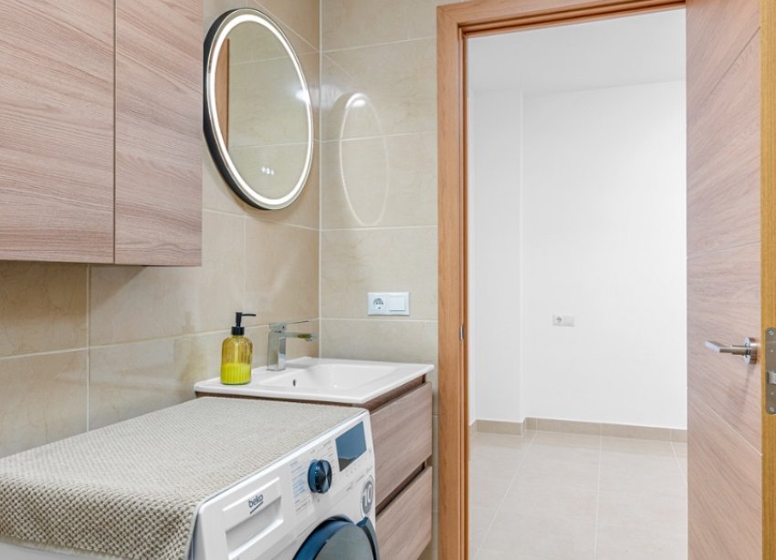 Resale - Apartment - Torrevieja - Playa del Cura