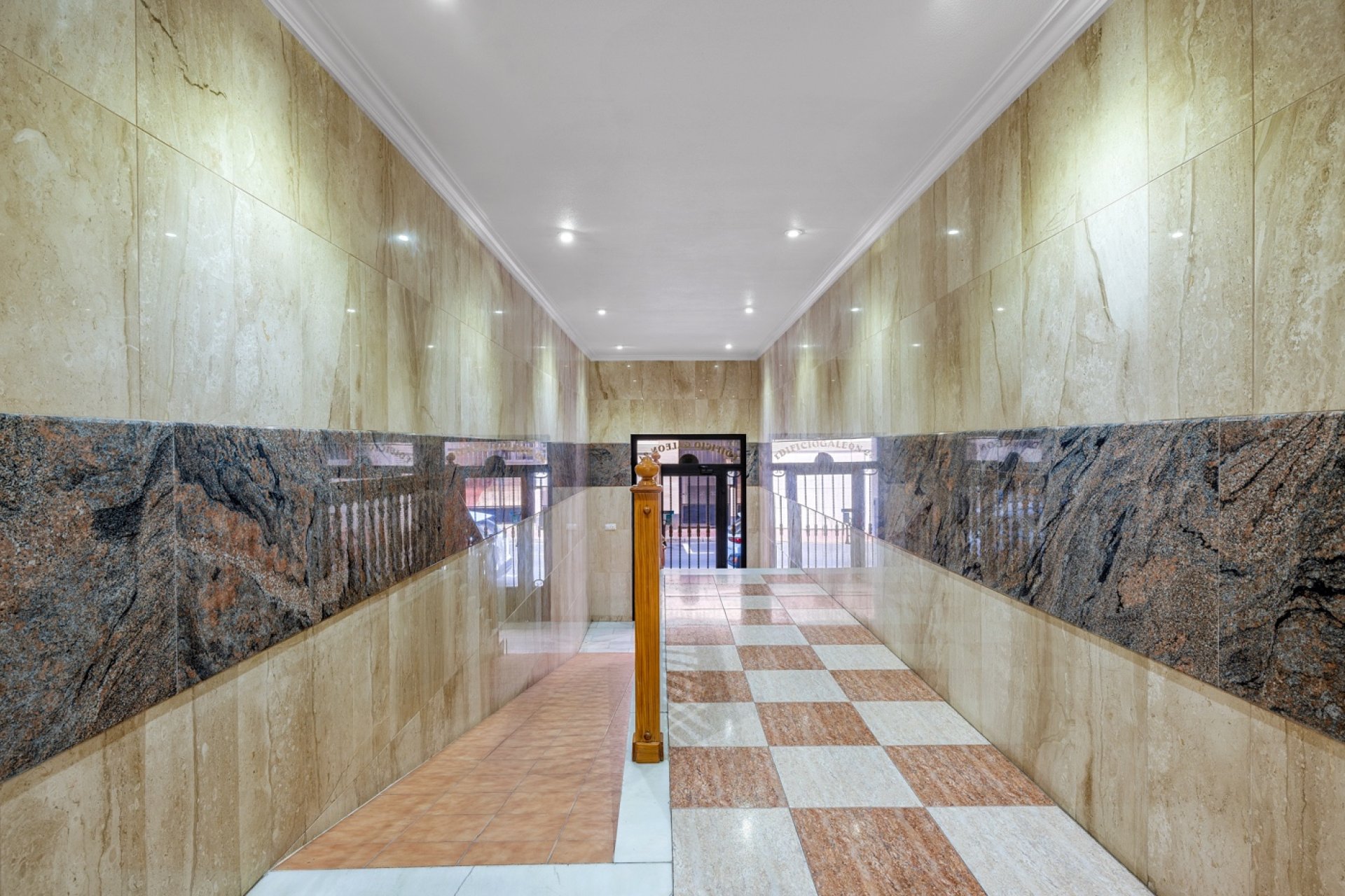 Resale - Apartment - Torrevieja - Playa del Cura