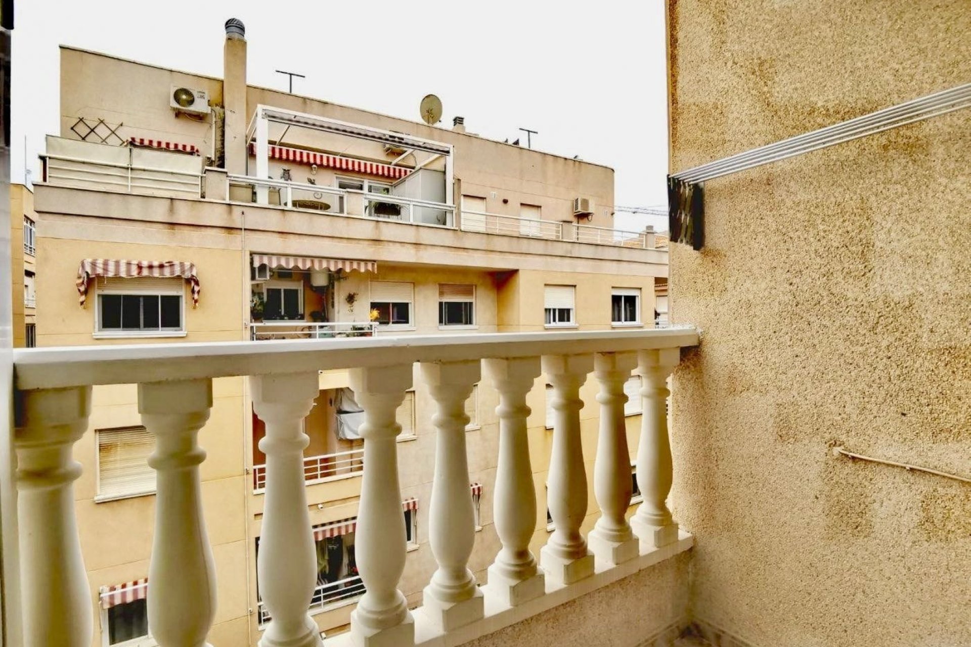 Resale - Apartment - Torrevieja - Playa del cura