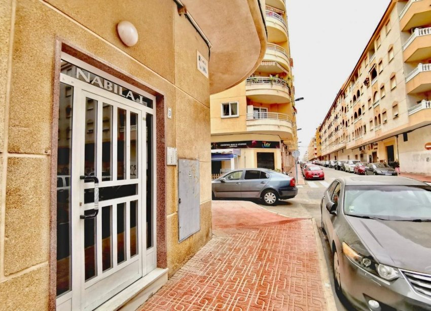 Resale - Apartment - Torrevieja - Playa del cura