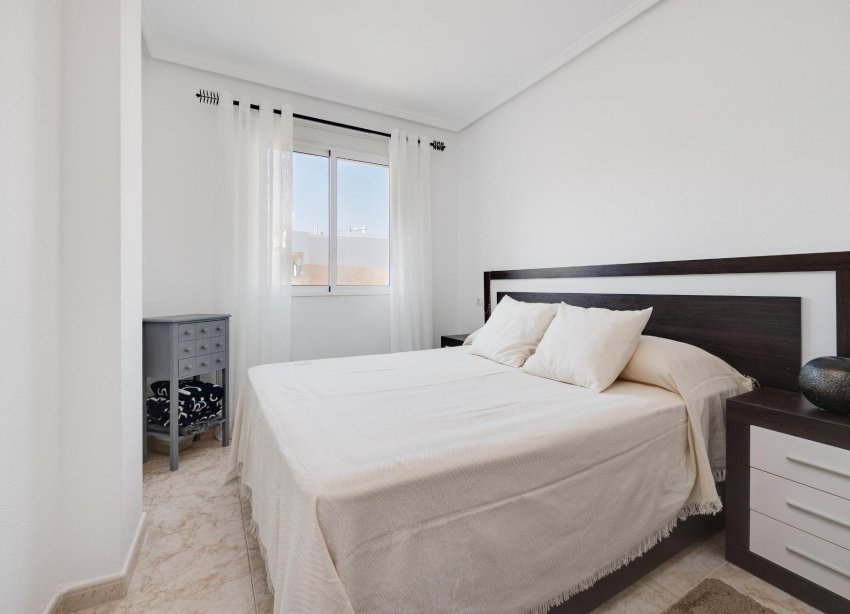 Resale - Apartment - Torrevieja - Playa del cura