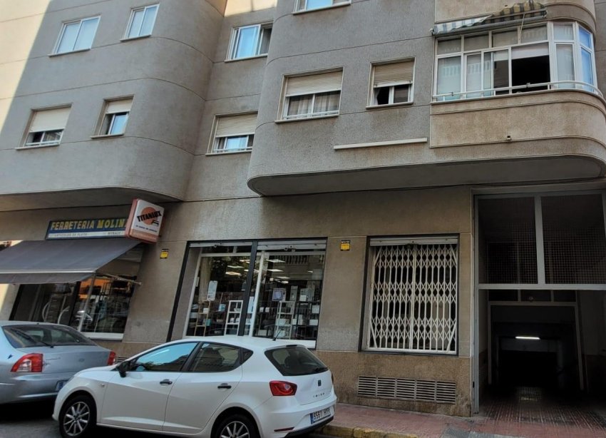 Resale - Apartment - Torrevieja - Playa del cura