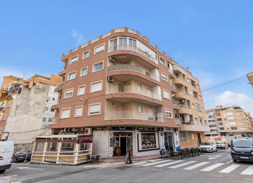 Resale - Apartment - Torrevieja - Playa del cura
