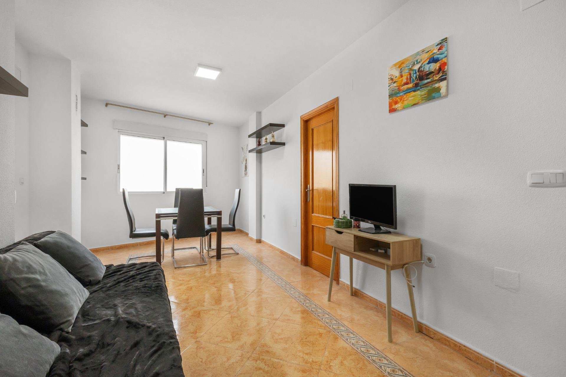 Resale - Apartment - Torrevieja - Playa del cura